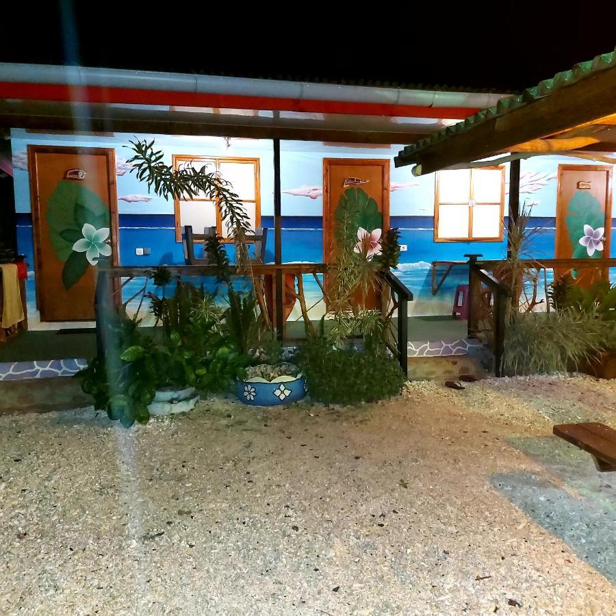 Moorea Vaiare Lodge Exterior photo